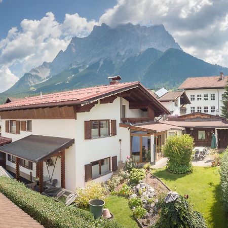 Chalet Holzerstubn Ehrwald Exteriér fotografie